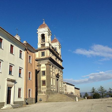 فندق Monastero San Vincenzo - Casa Per Ferie Bassano Romano المظهر الخارجي الصورة