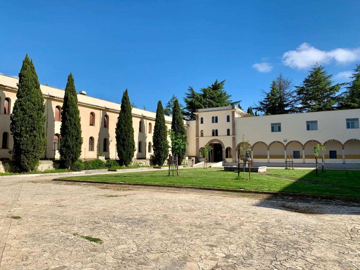 فندق Monastero San Vincenzo - Casa Per Ferie Bassano Romano المظهر الخارجي الصورة